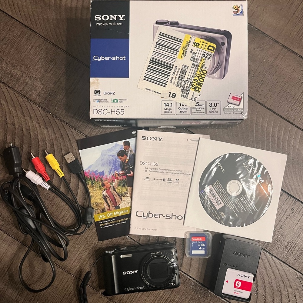 Sony Cyber-Shot Camera DSC-H55 Bundle